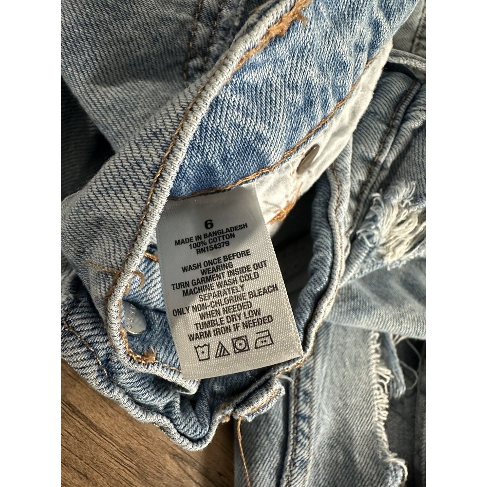 Aeropostale Women's Size 6 Mom Jeans Distressed Blue Light Wash Raw High Rise - Picture 7 of 10